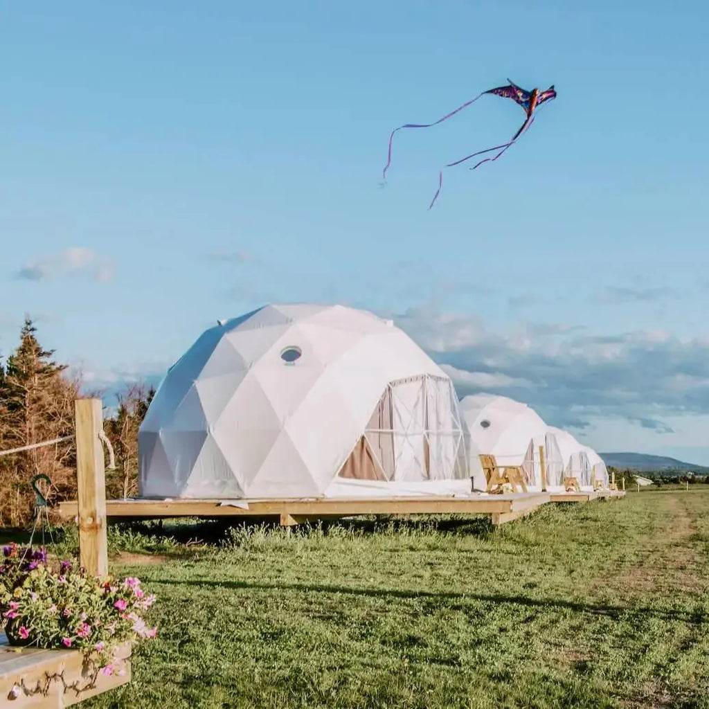 Geodesic Dome Manor – Luxury Glamping Dome for Greenhouse, Holiday Resort & Outdoor Retreats
